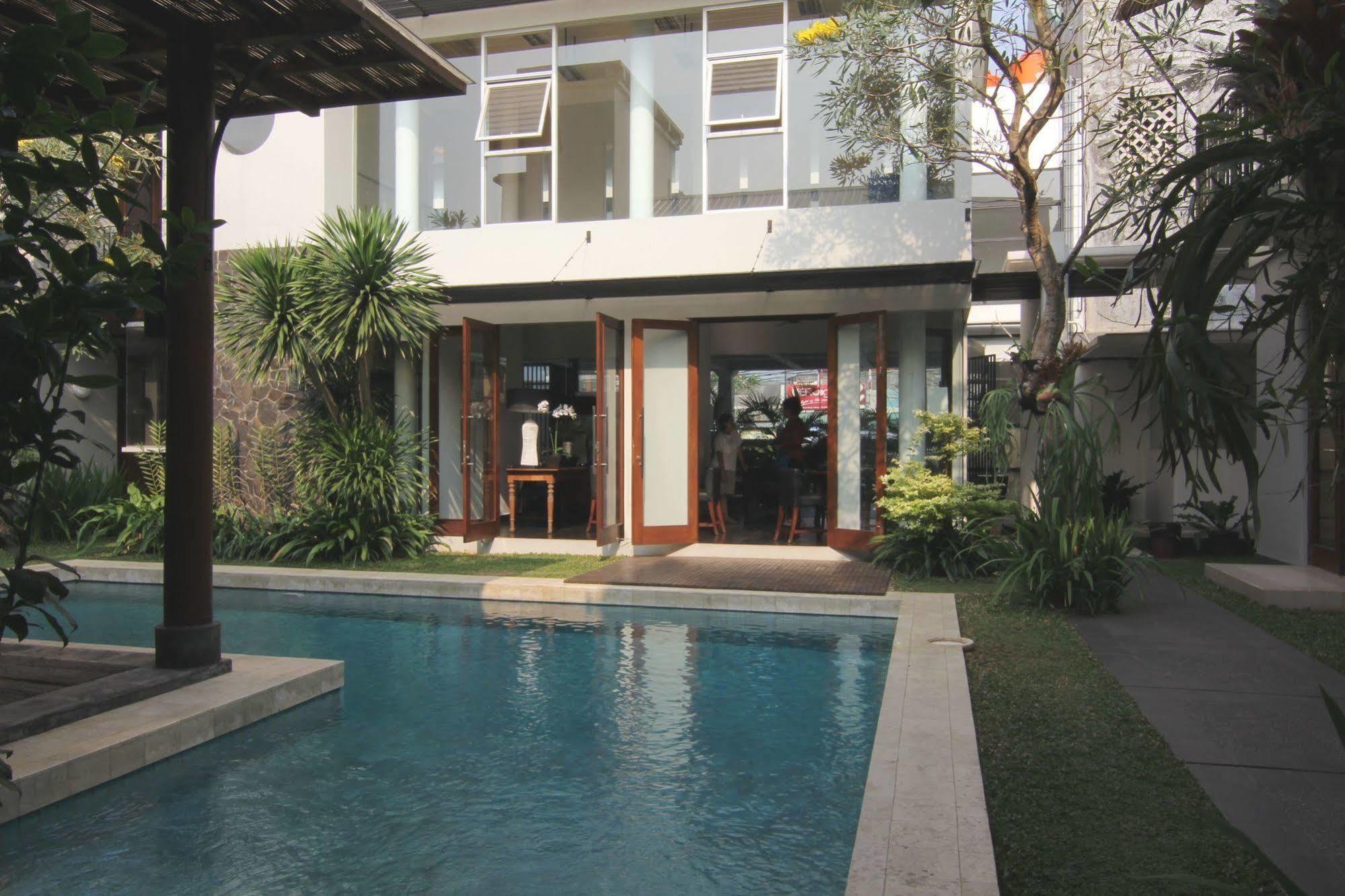ชิค ควอเตอร์ เรสซิเดนซ์ Hotel จาการ์ตา ภายนอก รูปภาพ